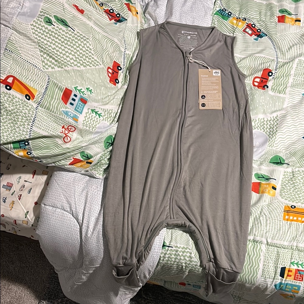 NWT günamüna Sage Green Footie Sleep Sack 18-36mo